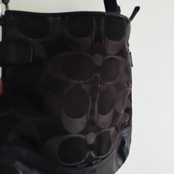 Coach Black Leather Dark Brown Canvas Signature Crossbody Bag Purse - Picture 7 of 15
